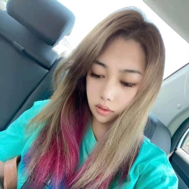 回访服装店大波美女