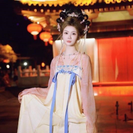 性价比女菩萨菲菲