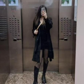 在校兼职嫩妹大长腿