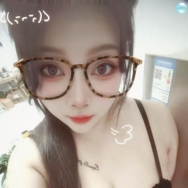 服务型大奶小少妇