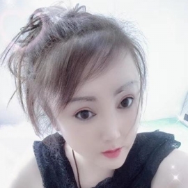 潮喷大奶弘姐