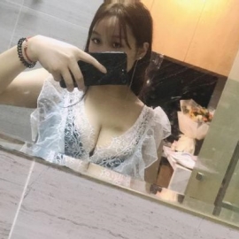 童颜巨乳允儿