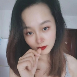 年轻性感美女
